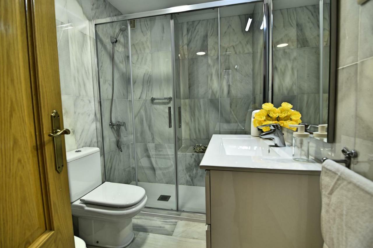 Apartamento Puerto Malagueta Málaga Exterior foto